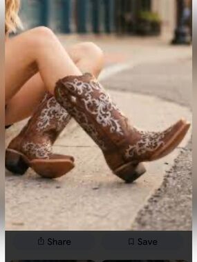 Corral Boots 7.5 Brown Distressed Leather Embroidered Western Cowgirl Boots EUC